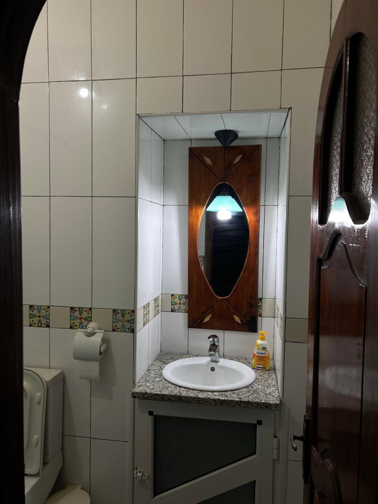 L'Artisan Hotel Harqalah Екстериор снимка