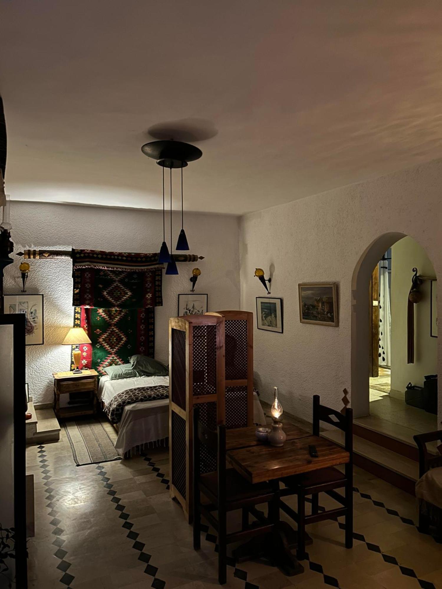 L'Artisan Hotel Harqalah Екстериор снимка